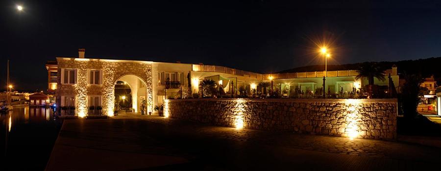 Cesme Marina Konukevi Экстерьер фото